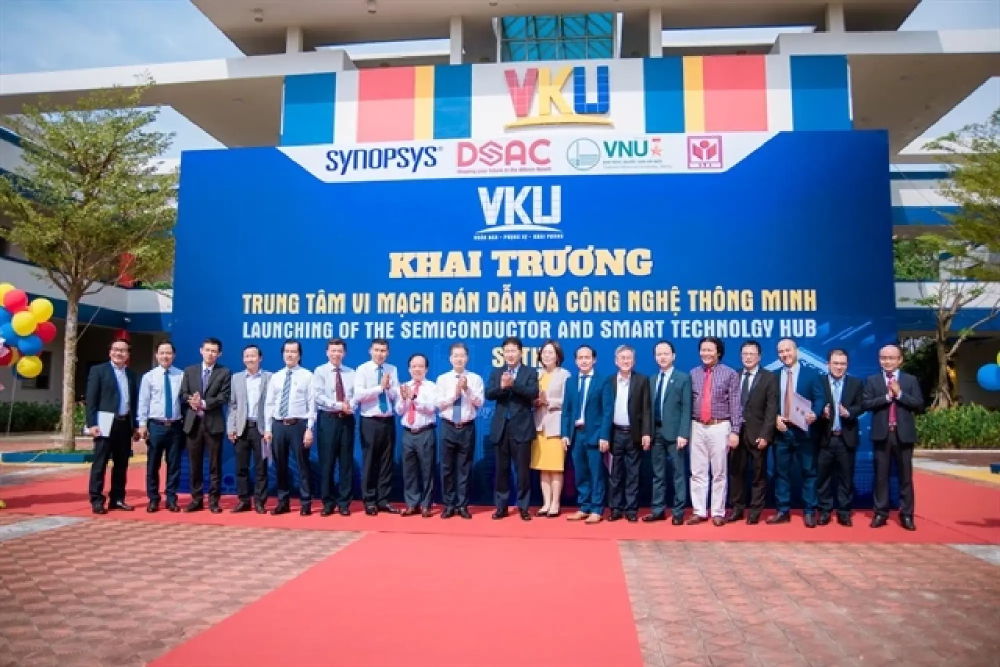 Key semiconductor manpower training course opens in Vietnam